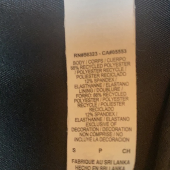 NIKE Women's Sports Bras Sportswear SZ S - Picture 8 of 8